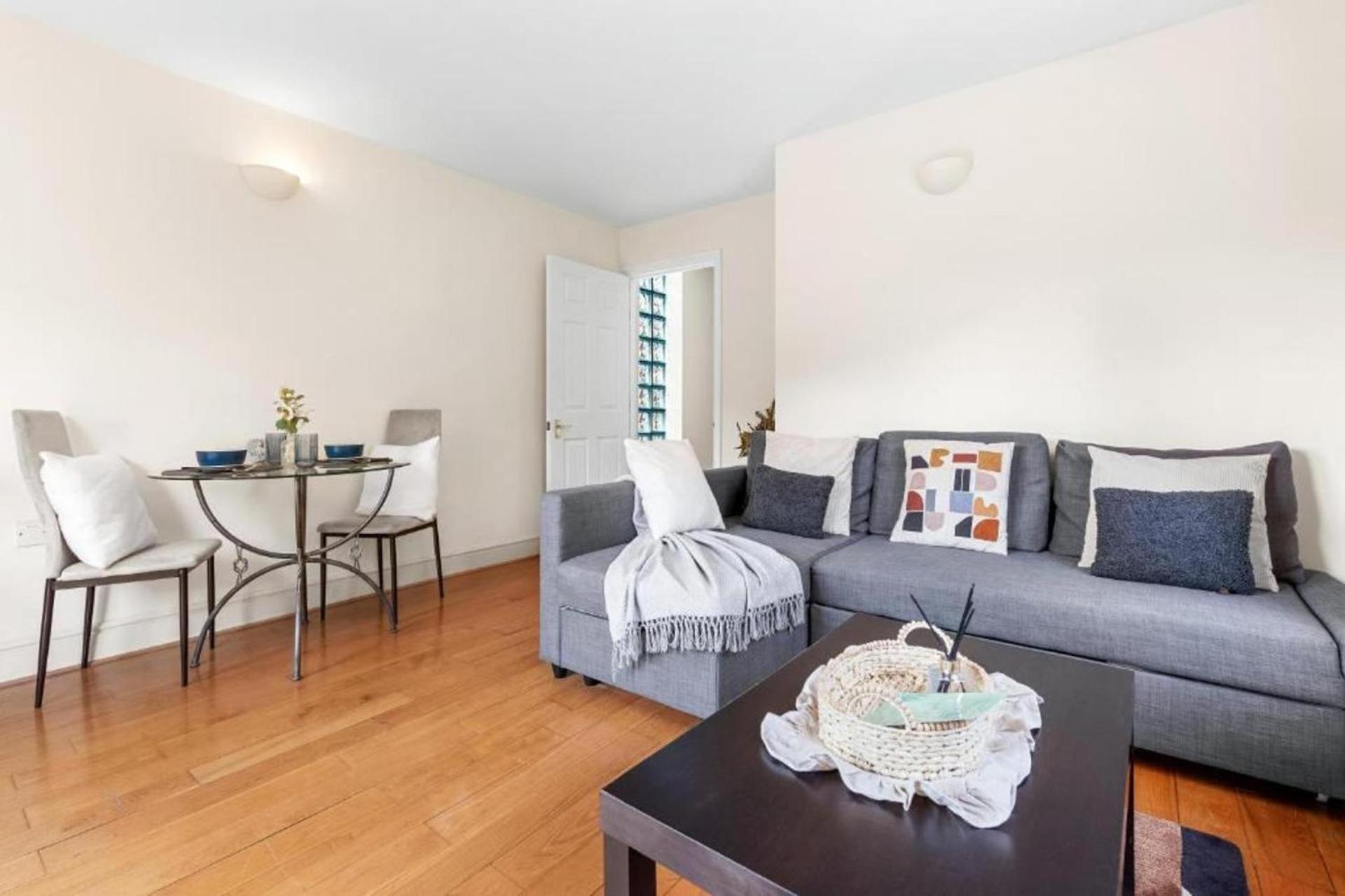 Cosy Near Canary Wharf Appartamento Londra
