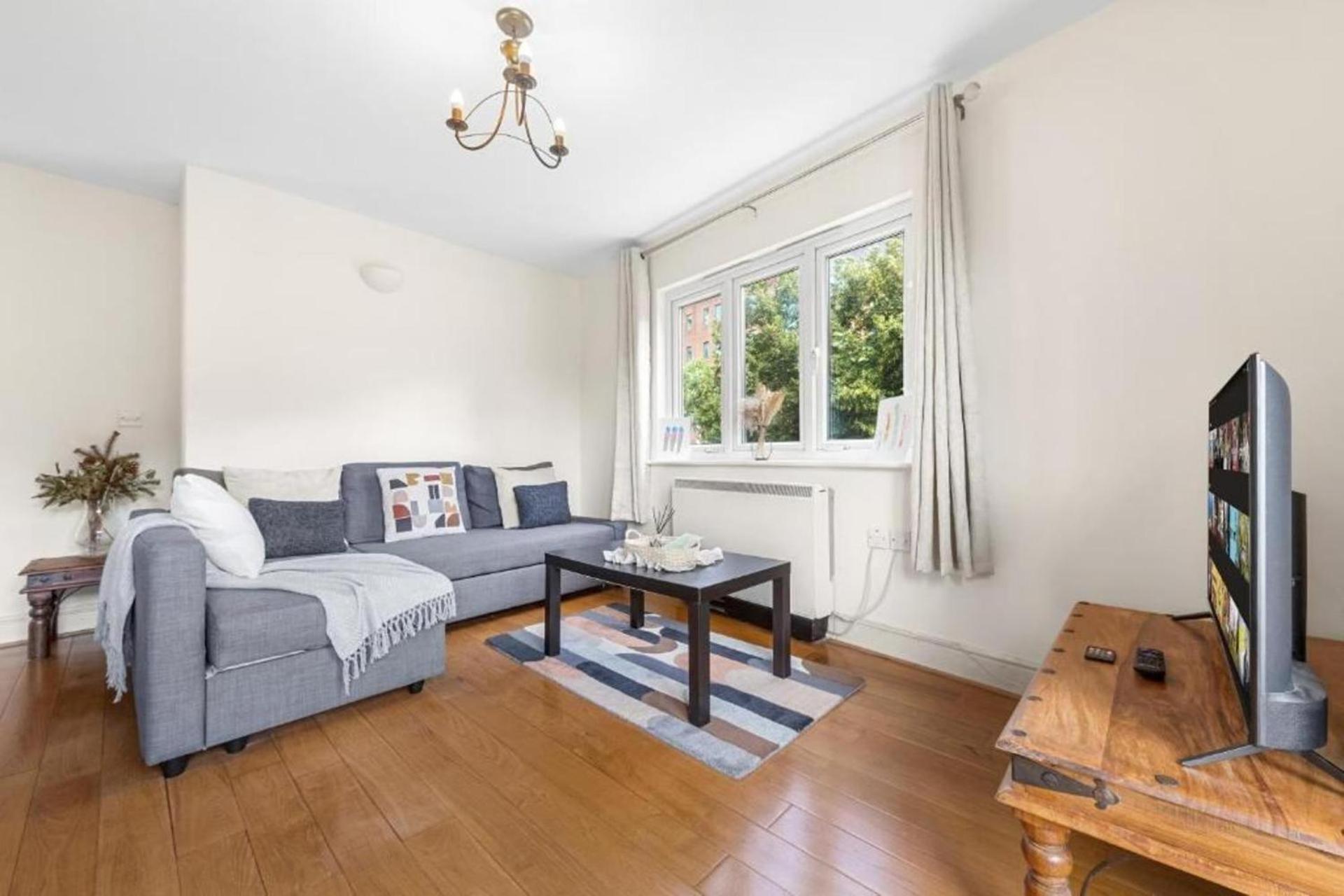 Cosy Near Canary Wharf Appartamento *