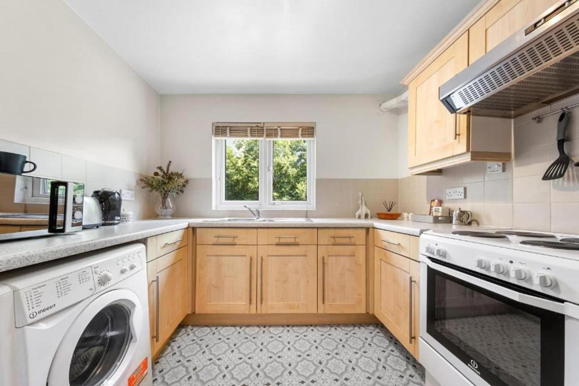 Cosy Near Canary Wharf Apartment